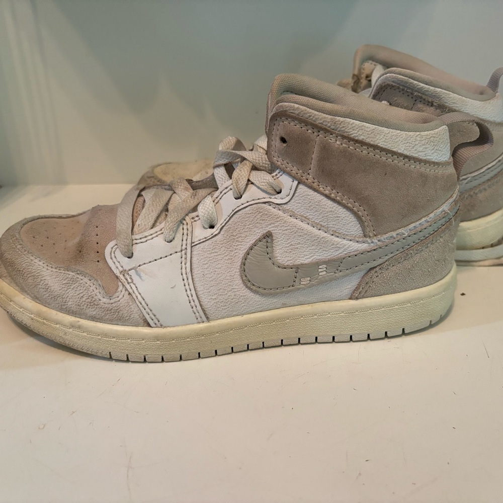 Youth Jordan’s